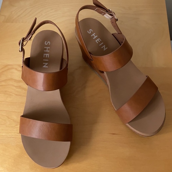 New Shein Brown Sandals - Size 8 - Picture 2 of 6
